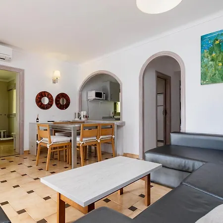 Rosamar Holidays Apartments *
